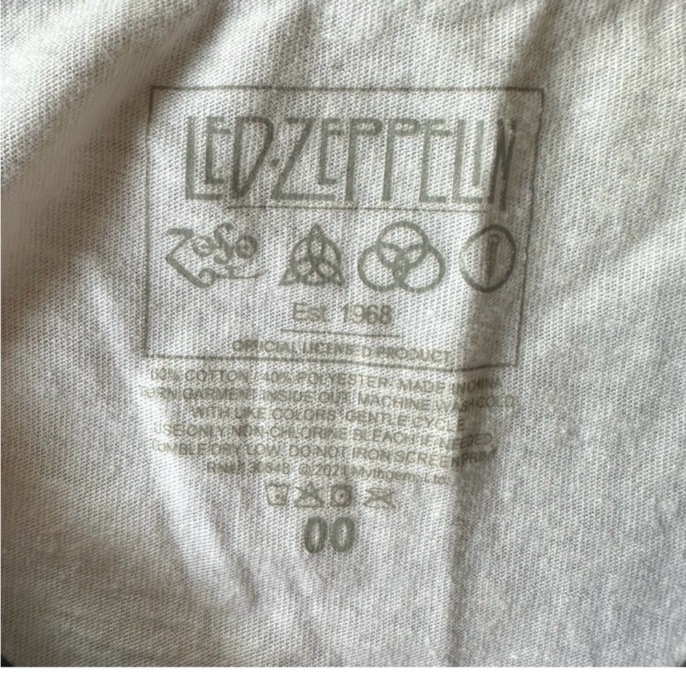 LED ZEPPELIN United States of America 1977 white/black T-shirt Torrid sz M/L 00 - Picture 2 of 2